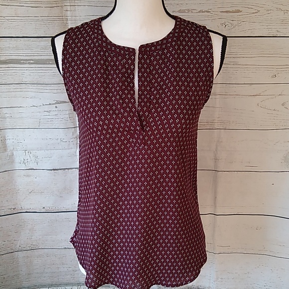 LOFT Tops - LOFT sleeveless blouse